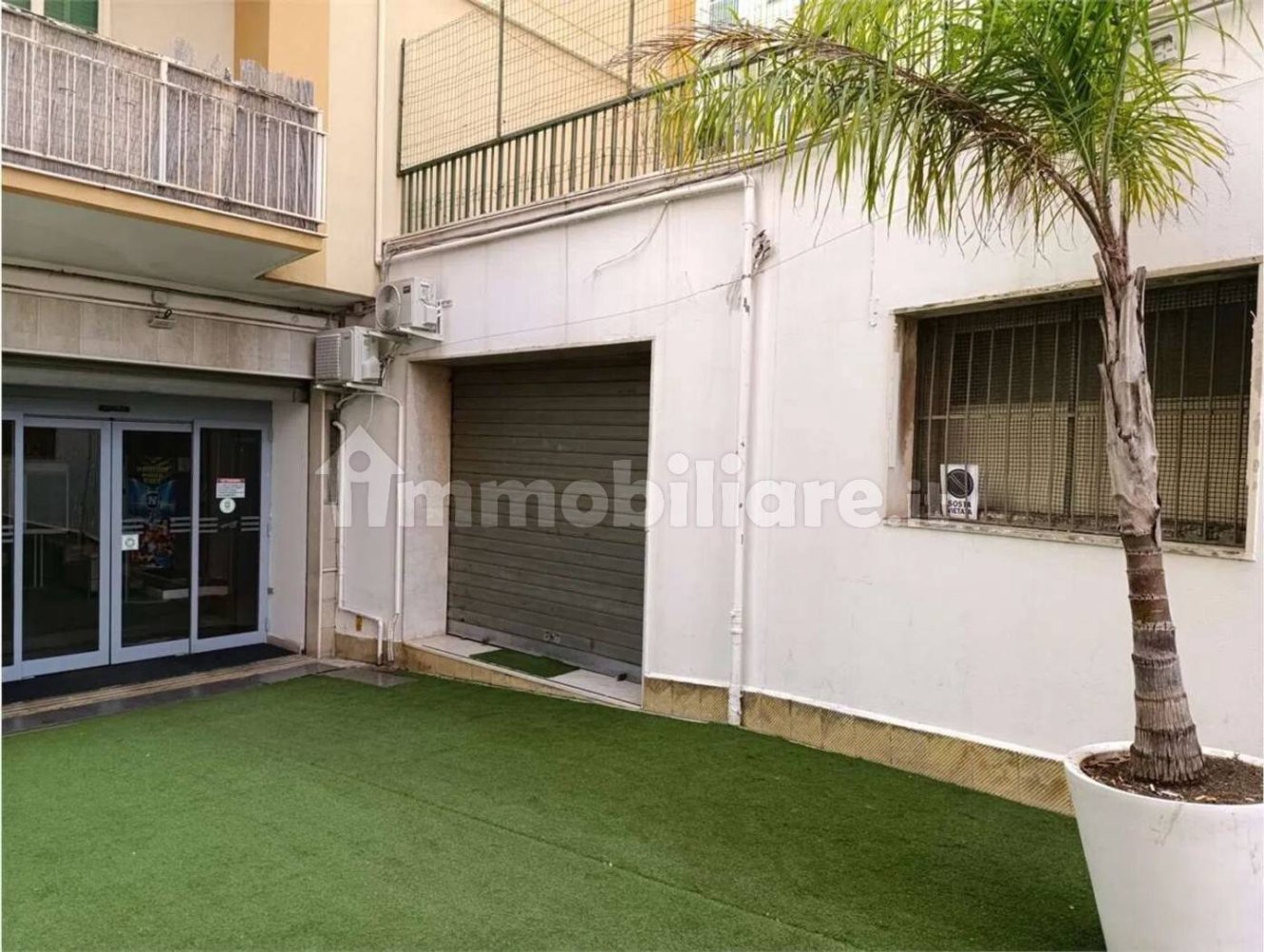 1غرفة عقار تجاري في Syracuse, Italy رقم 356873