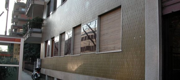 5 rooms Commercial property in Milan, Italy No. 337700 4