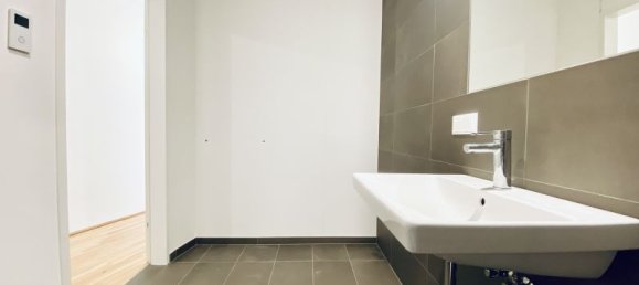 2 rooms Apartment in Penzing, Austria No. 151379 9