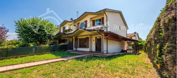 3 Schlafzimmer Haus in Langhirano, Italy, Nr. 272597 2