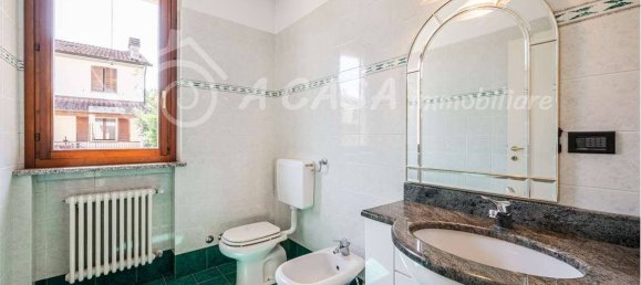 3 Schlafzimmer Haus in Langhirano, Italy, Nr. 272597 11