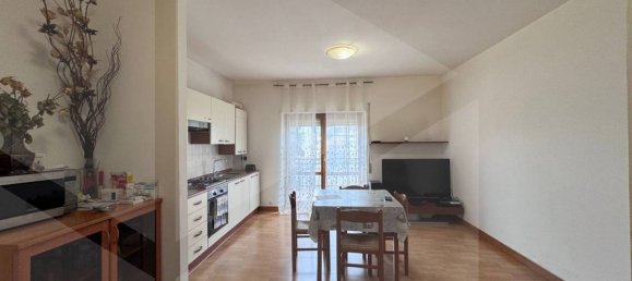 Apartamento de 2 divisões em Avezzano, Italy N.º 21728 3