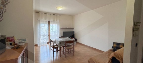 Apartamento de 2 divisões em Avezzano, Italy N.º 21728 6