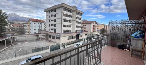 Apartamento de 2 divisões em Avezzano, Italy N.º 21728 4