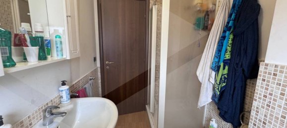 Apartamento de 2 divisões em Avezzano, Italy N.º 21728 2
