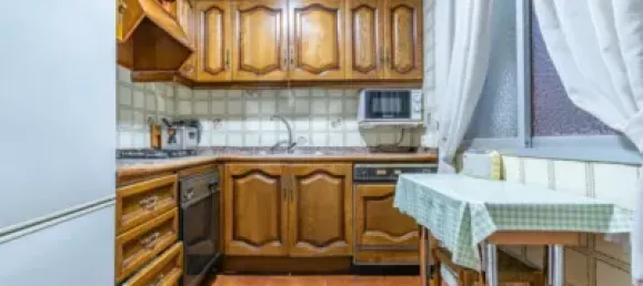 4 bedrooms Apartment in Granada, Spain No. 174523 16