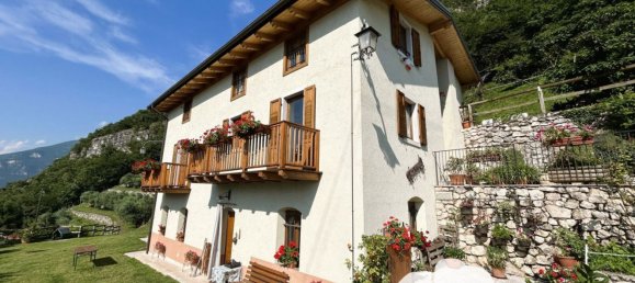 7 rooms Villa in Ala, Italy No. 72637 8