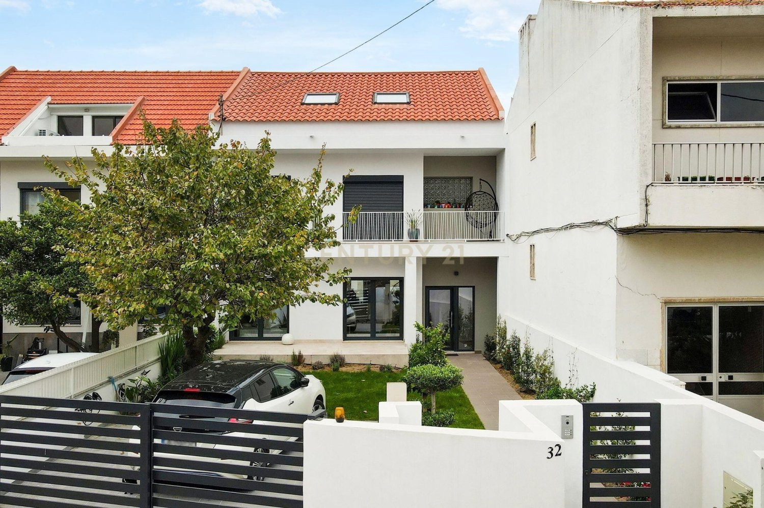 5 bedrooms Apartment in Almada, Portugal No. 108309