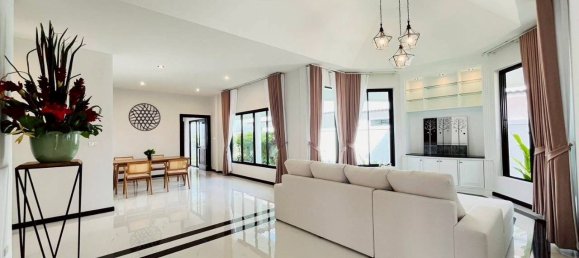 Moradia T3 em Pattaya, Thailand N.º 62139 4