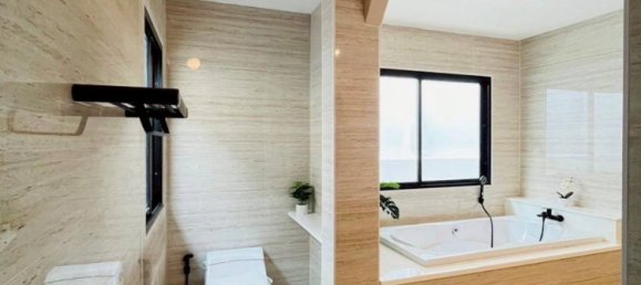 Moradia T3 em Pattaya, Thailand N.º 62139 9