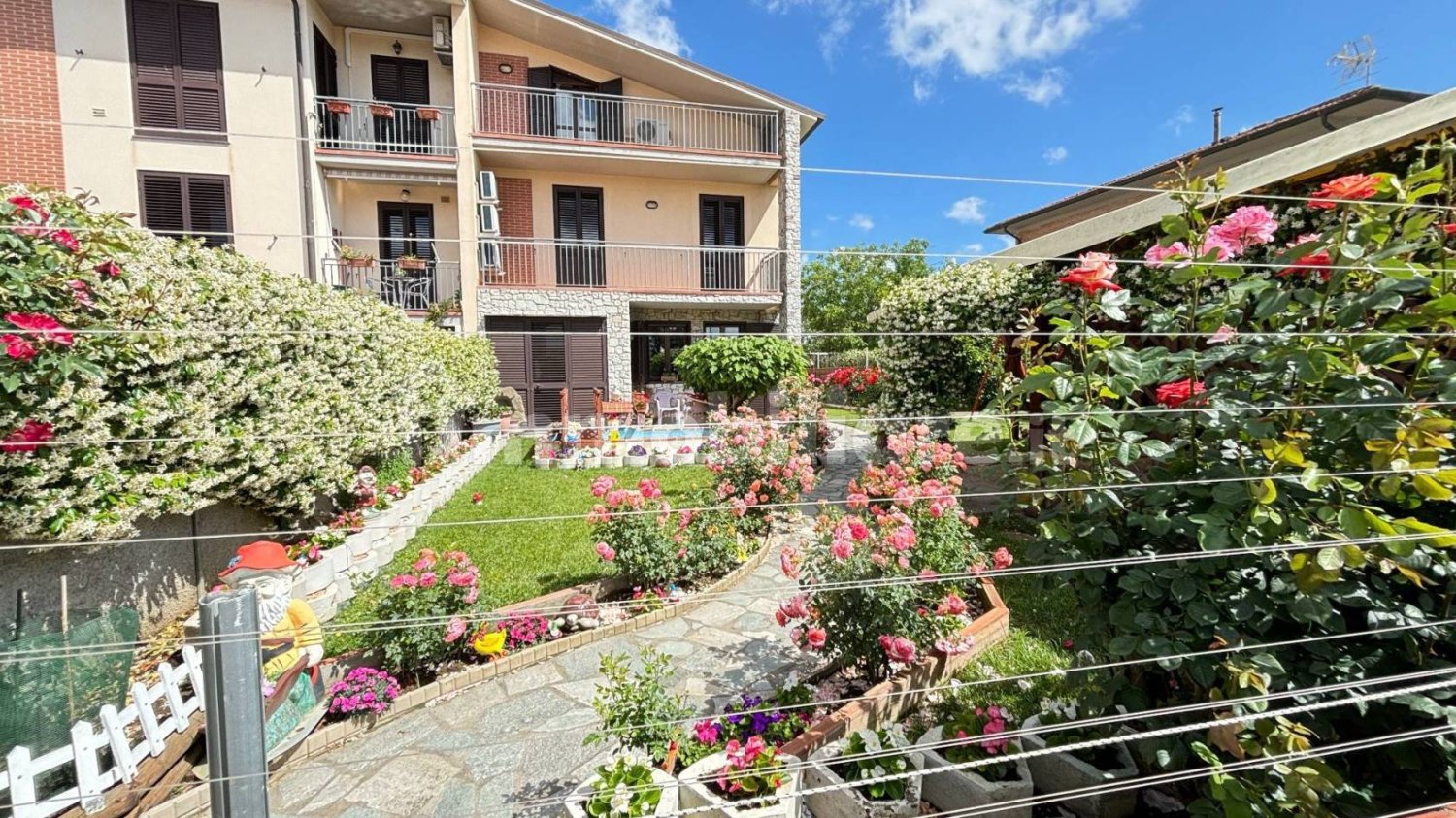 3 bedrooms Villa in Cascina, Italy No. 35600