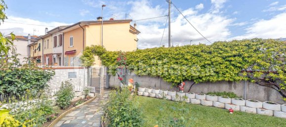 3 bedrooms Villa in Cascina, Italy No. 35600 10