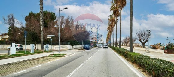 5 rooms Apartment in Montesilvano, Italy No. 136052 37