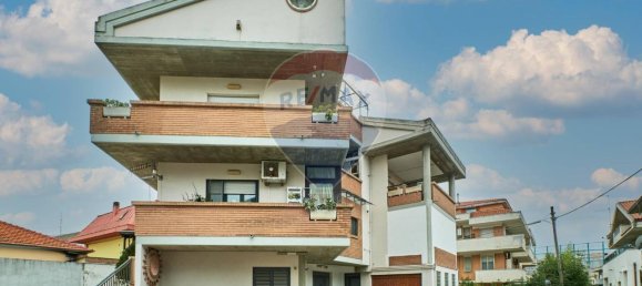 5 rooms Apartment in Montesilvano, Italy No. 136052 3