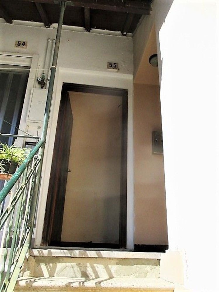 Дуплекс с 3 комнатами в Альбенга, Италия № 177958