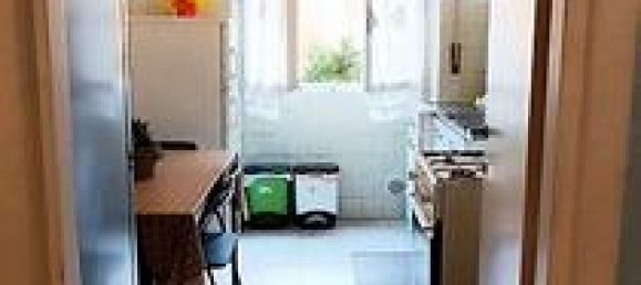 3 rooms Apartment in Rome, Italy No. 281412 4