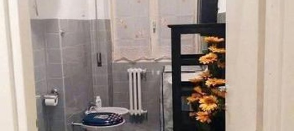 3 rooms Apartment in Rome, Italy No. 281412 5