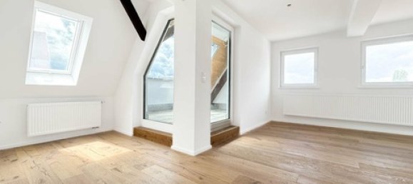 Дуплекс с 2 спальнями в Аугсбург, Германия № 35340 3