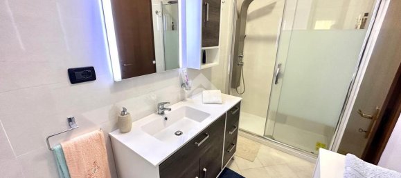 6غرفة منزل في Robassomero, Italy رقم 75483 24