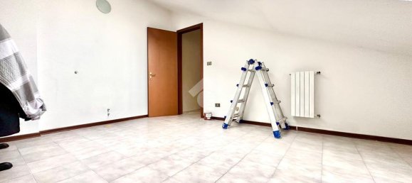 6غرفة منزل في Robassomero, Italy رقم 75483 40