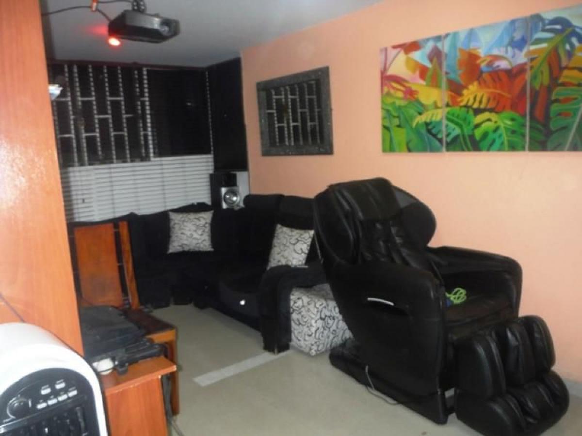 3 bedrooms Apartment in Antioquia, Colombia No. 8971