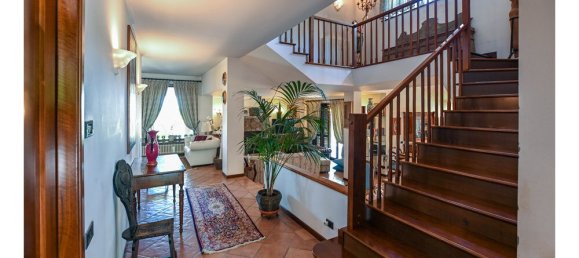 3 bedrooms Villa in Moresco, Italy No. 60283 16