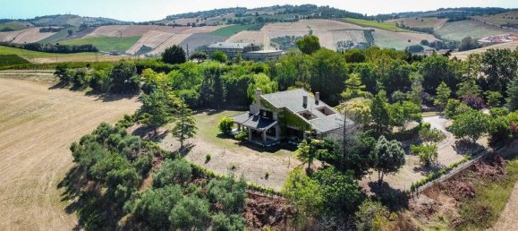 3 bedrooms Villa in Moresco, Italy No. 60283 6