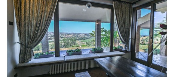 3 bedrooms Villa in Moresco, Italy No. 60283 25