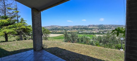 3 bedrooms Villa in Moresco, Italy No. 60283 21