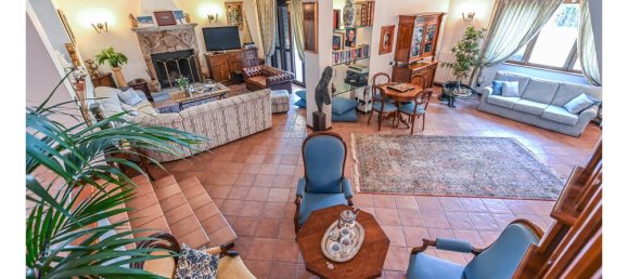 3 bedrooms Villa in Moresco, Italy No. 60283 28