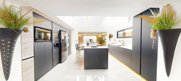 Casa de 3 dormitorios en Caen, France No. 359409 12