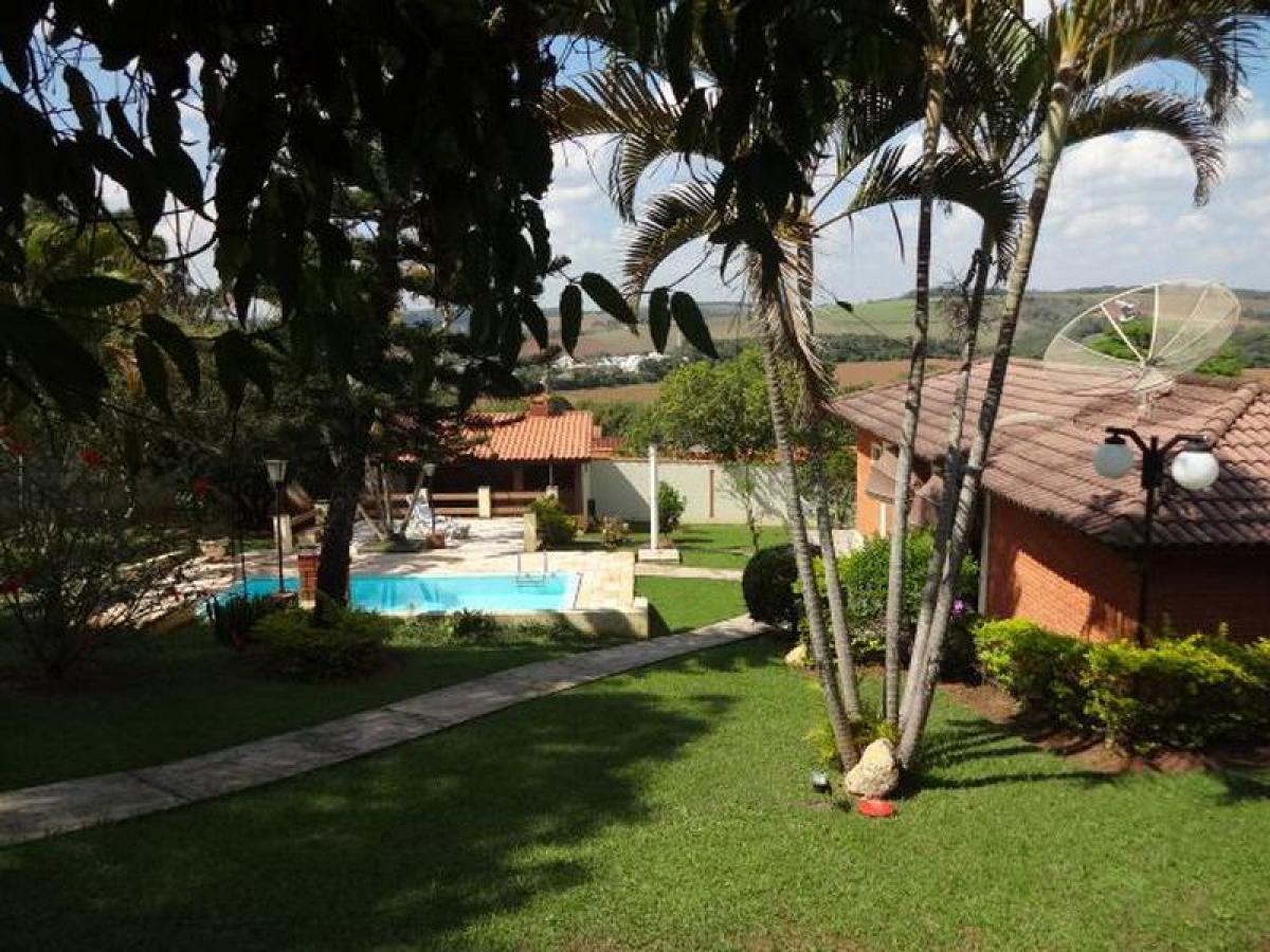 Casa de 5 dormitorios en Sao Paulo, Brazil No. 463111