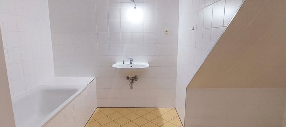 2 rooms Apartment in Simmering, Austria No. 186130 2