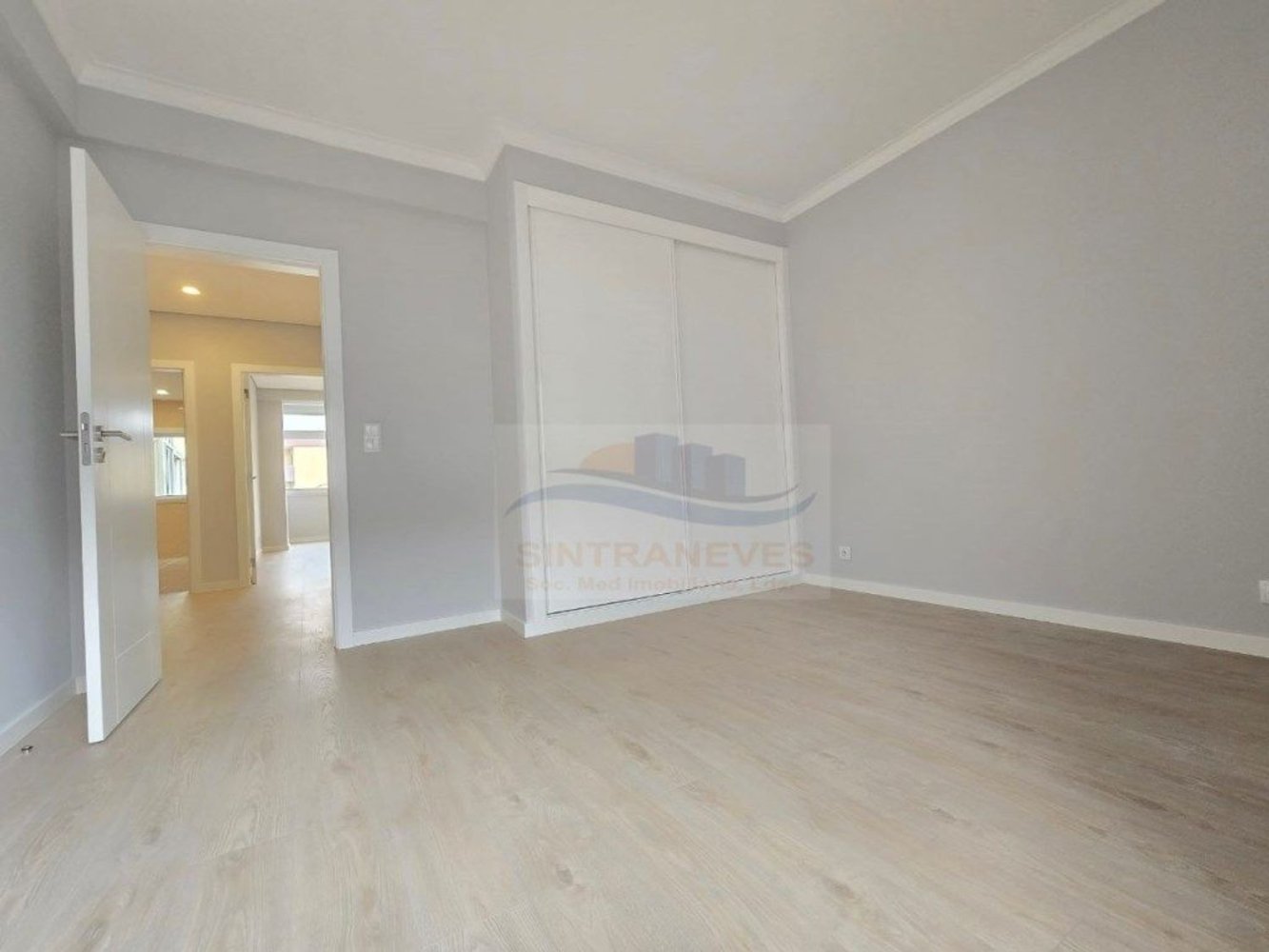 2 bedrooms Apartment in Amadora, Portugal No. 208497