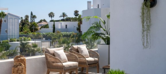 3 bedrooms Penthouse in El Paraiso, Spain No. 2934 14