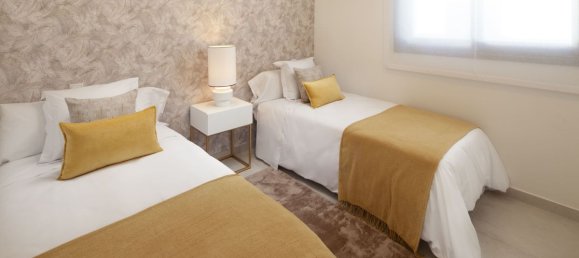 3 bedrooms Penthouse in El Paraiso, Spain No. 2934 22