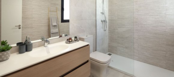 3 bedrooms Penthouse in El Paraiso, Spain No. 2934 23