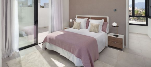 3 bedrooms Penthouse in El Paraiso, Spain No. 2934 24