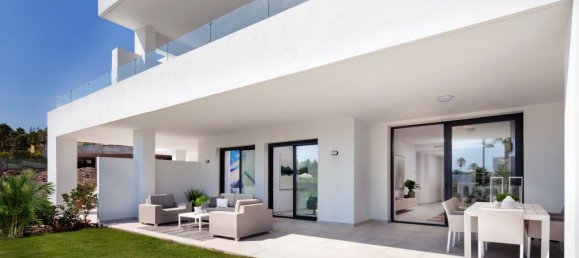 3 bedrooms Penthouse in El Paraiso, Spain No. 2934 9