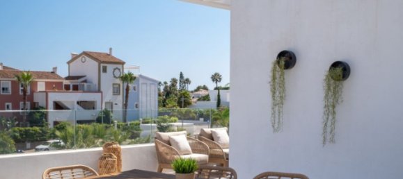 3 bedrooms Penthouse in El Paraiso, Spain No. 2934 13