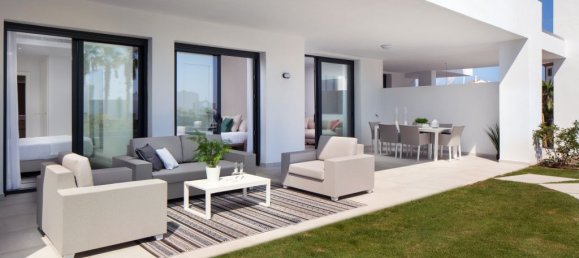 3 bedrooms Penthouse in El Paraiso, Spain No. 2934 8