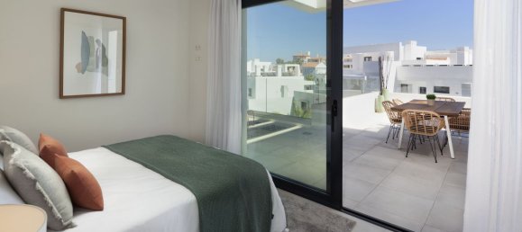 3 bedrooms Penthouse in El Paraiso, Spain No. 2934 21