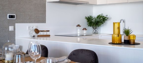 3 bedrooms Penthouse in El Paraiso, Spain No. 2934 17