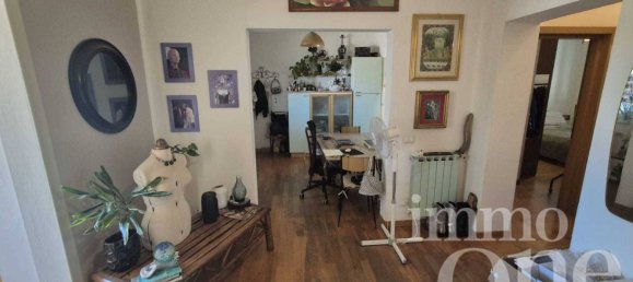 2 bedrooms Apartment in Livorno, Italy No. 268534 2