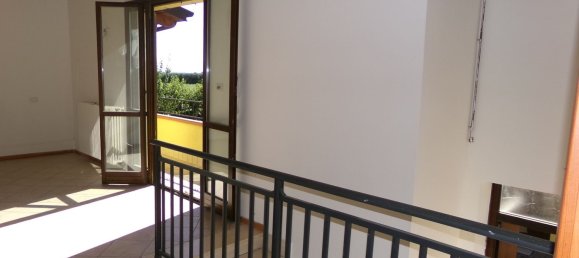 5 bedrooms Apartment in Vigarano Mainarda, Italy No. 343101 47