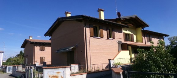 5 bedrooms Apartment in Vigarano Mainarda, Italy No. 343101 2
