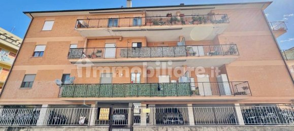 2 Schlafzimmer Wohnung in Rieti, Italy, Nr. 65342 17