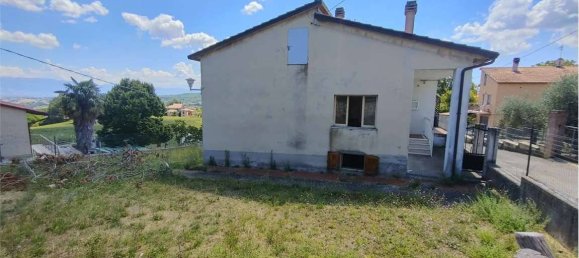 2 chambres Maison à Gualdo Cattaneo, Italy No. 261078 5