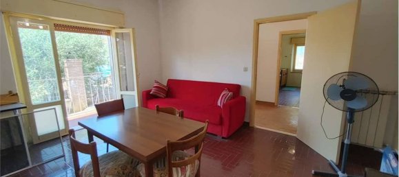 2 chambres Maison à Gualdo Cattaneo, Italy No. 261078 10