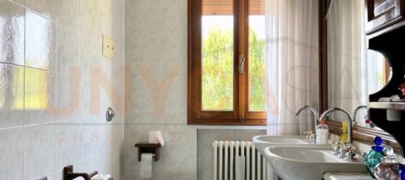 4 bedrooms Villa in Mestrino, Italy No. 261935 16